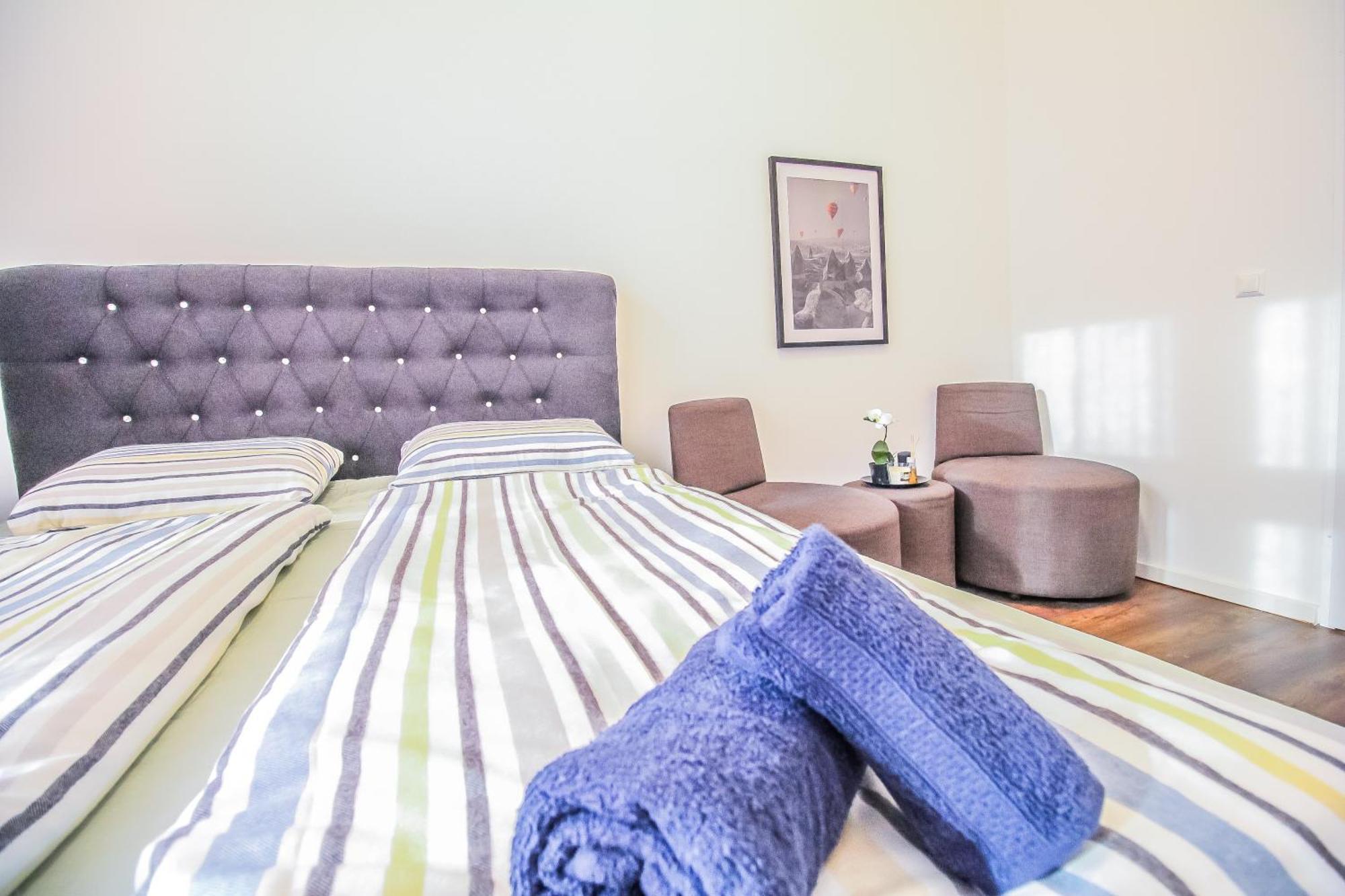 Disc Cozy Rooms In Liesing Vienna Exterior photo