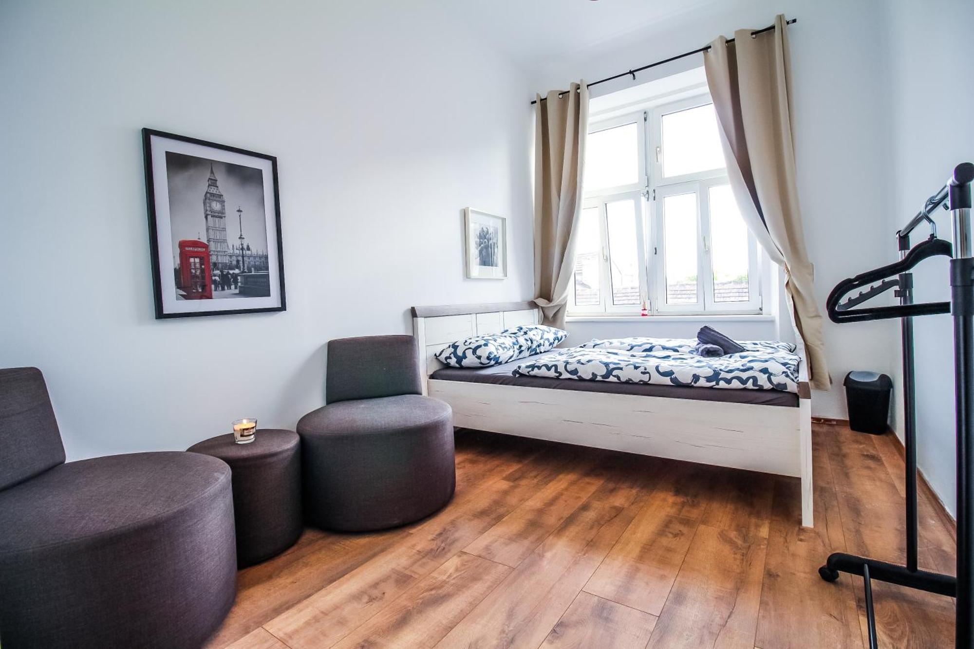 Disc Cozy Rooms In Liesing Vienna Exterior photo