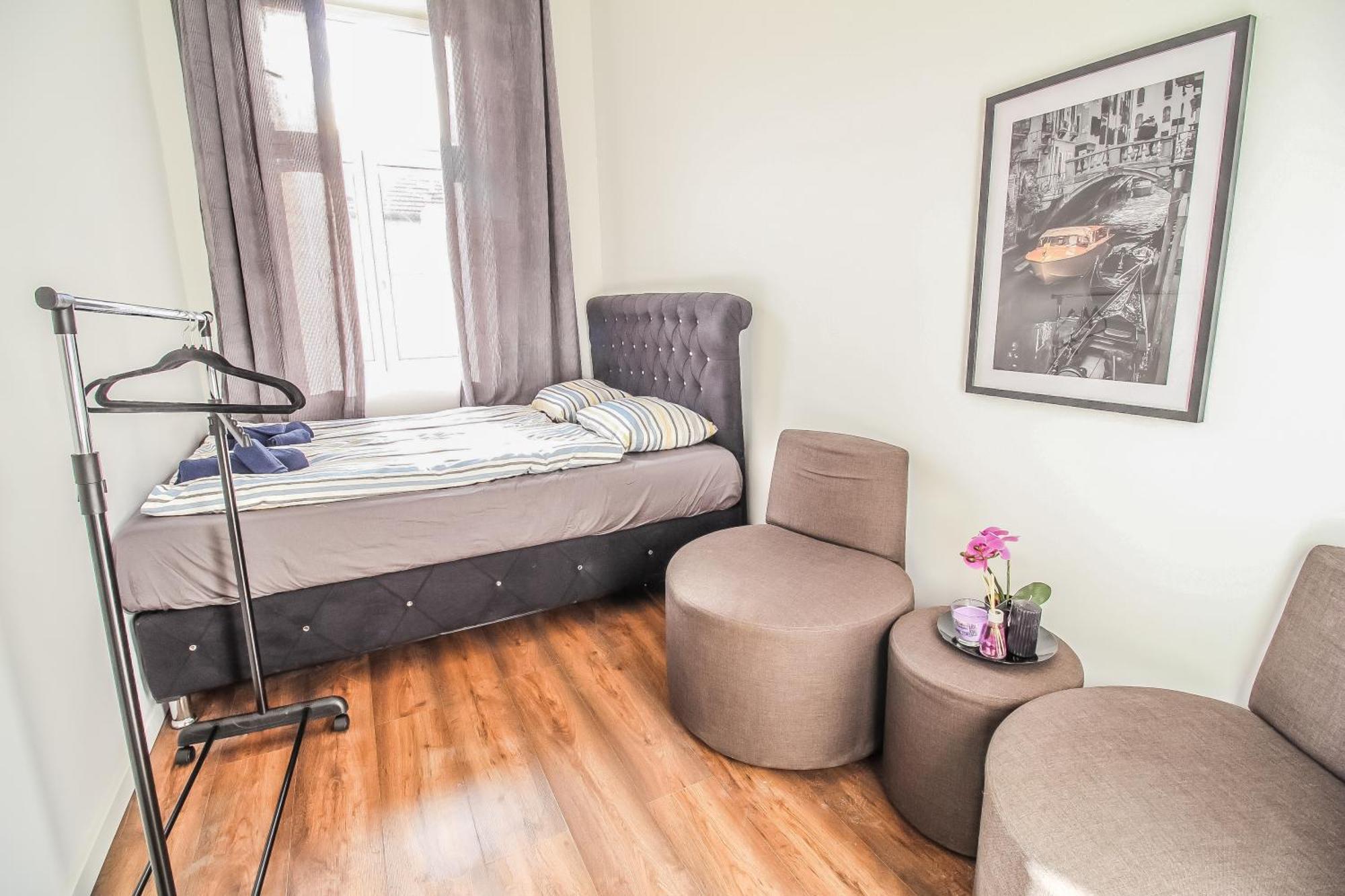 Disc Cozy Rooms In Liesing Vienna Exterior photo